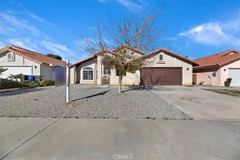14450 Palo Alto Ct, Victorville, CA 92392