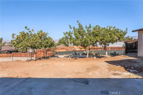 Exterior - 17820 Sycamore St, Hesperia, CA 92345 photo 3 of 3