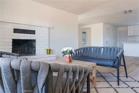 Living - 17820 Sycamore St, Hesperia, CA 92345 photo 2 of 2