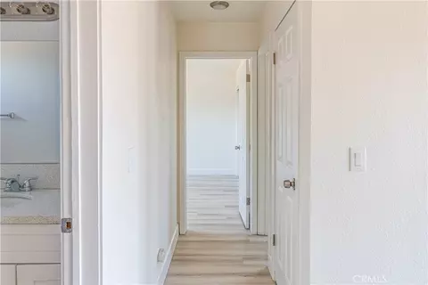 Entry Way - 17820 Sycamore St, Hesperia, CA 92345 photo 1 of 1