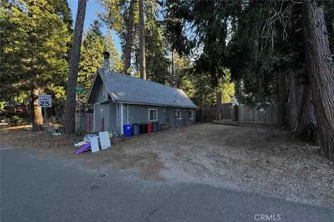 22901 Fir, Crestline, CA 92325