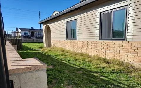 Other - 611 Lillian Dr, Barstow, CA 92311 photo 2 of 5