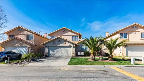 12450 Silverwood Ln, Victorville, CA 92395