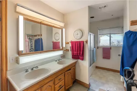 Bath - 11251 Laurel, Bloomington, CA 92316 photo 4 of 5