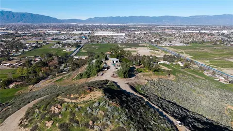 View/Area - 11251 Laurel, Bloomington, CA 92316 photo 5 of 13
