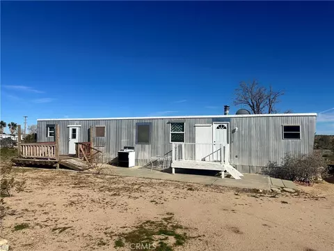 1477 Artesia Ave, Yucca Valley, CA 92284