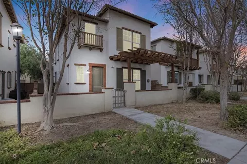 665 E Riverside Dr #3, Ontario, CA 91761