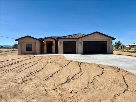 10466 10th Ave, Hesperia, CA 92345