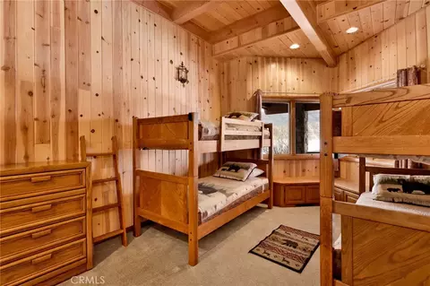 Bedroom - 251 N Eureka Dr, Big Bear Lake, CA 92315 photo 3 of 11