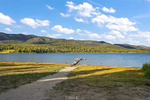 View/Area - 251 N Eureka Dr, Big Bear Lake, CA 92315 photo 2 of 2