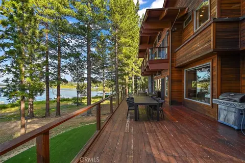 Exterior - 251 N Eureka Dr, Big Bear Lake, CA 92315 photo 7 of 11