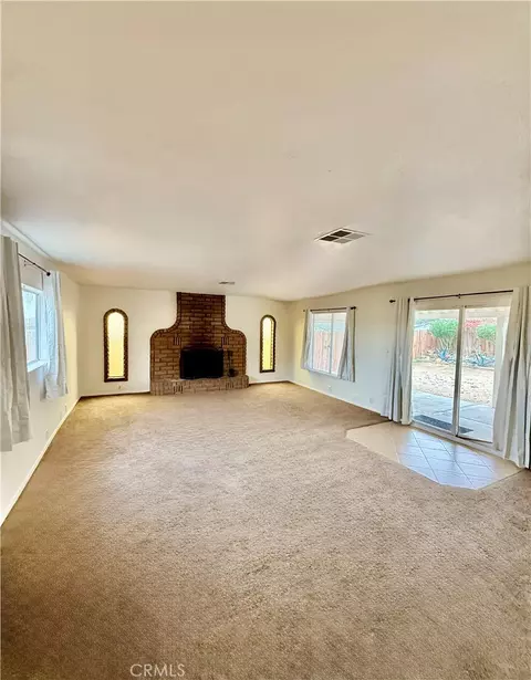 305 Beverly Ave, Barstow, CA 92311 photo 17