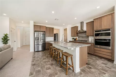 32813 Oakland, Winchester, CA 92596