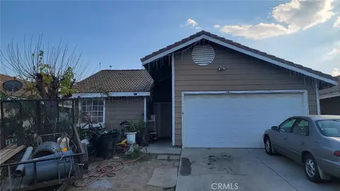 311 Red Pine Pl, Perris, CA 92570