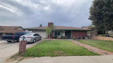 2904 Oleta Ln, Highland, CA 92346