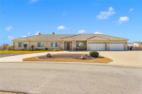 11885 Lamplighter, Oak Hills, CA 92344