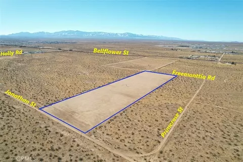 7 Jonathan St, Adelanto, CA 92301 photo 17