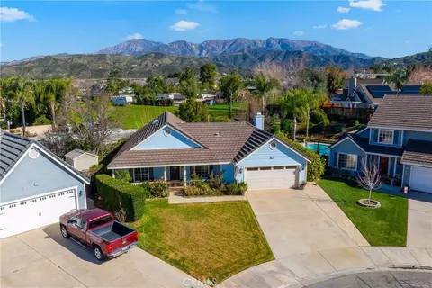 13509 Country Glen Ct, Yucaipa, CA 92399