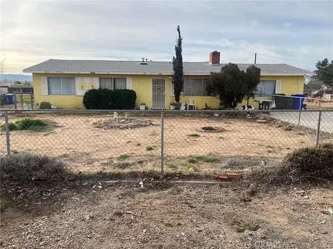21865 Fox, Apple Valley, CA 92307