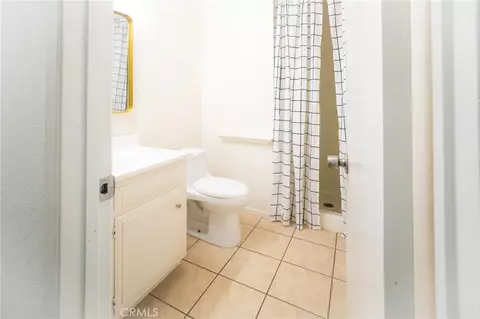 Bath - 26763 Cumberland, Helendale, CA 92342 photo 1 of 2
