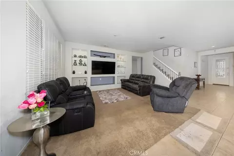 Entry Way - 1102 Moraga Ave, Perris, CA 92571 photo 4 of 8