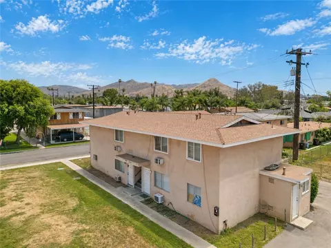 421 Devener, Riverside, CA 92507 photo 2
