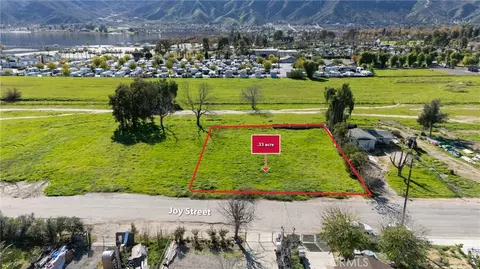 1 Joy St, Lake Elsinore, CA 92530