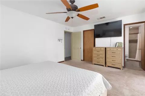 Bedroom - 19801 Talihina Rd, Apple Valley, CA 92307 photo 1 of 3