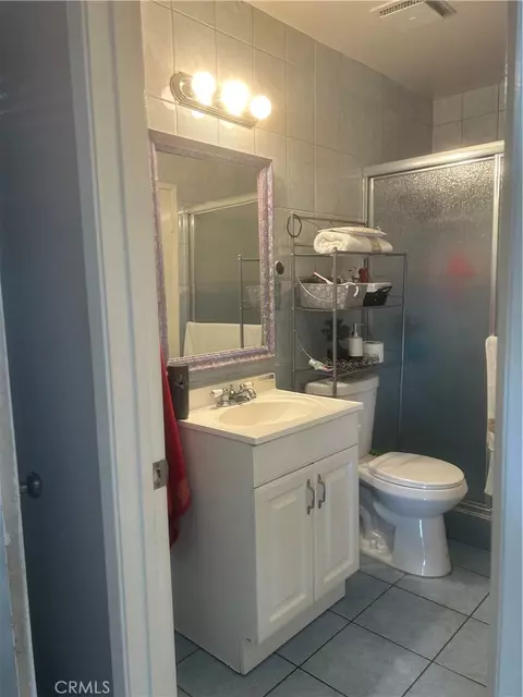 Bath - 4512 Donner Ct, Montclair, CA 91763 photo 3 of 3