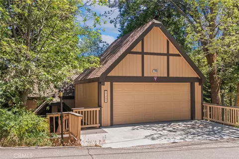 Exterior - 27403 Alpen Dr, Lake Arrowhead, CA 92352 photo 2 of 9