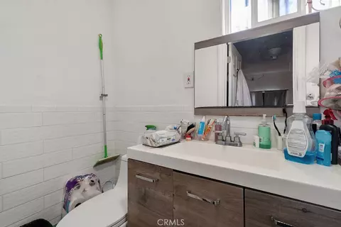 Bath - 7032 Somerset, Paramount, CA 90723 photo 4 of 6