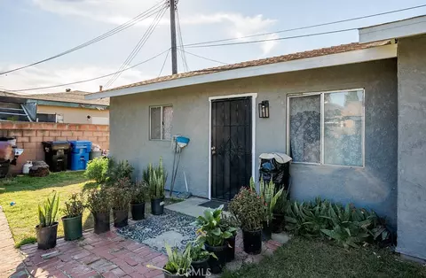 Exterior - 7032 Somerset, Paramount, CA 90723 photo 4 of 12