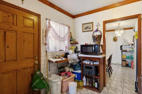 Entry Way - 7032 Somerset, Paramount, CA 90723 photo 2 of 2
