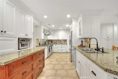 Kitchen - 750 Jericho, Fallbrook, CA 92028 photo 7 of 8