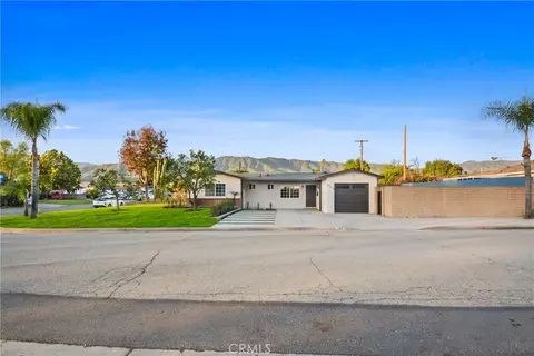 339 W Mauna Loa Ave, Glendora, CA 91740
