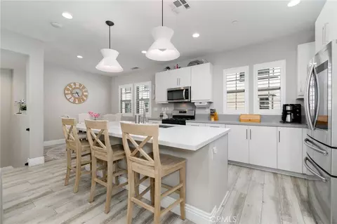 837 Iris Way #C, Azusa, CA 91702
