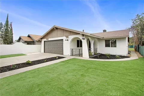 2571 12th St, Riverside, CA 92507