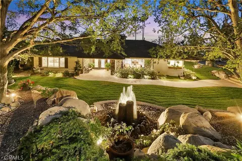 1098 W 25th St, Upland, CA 91784