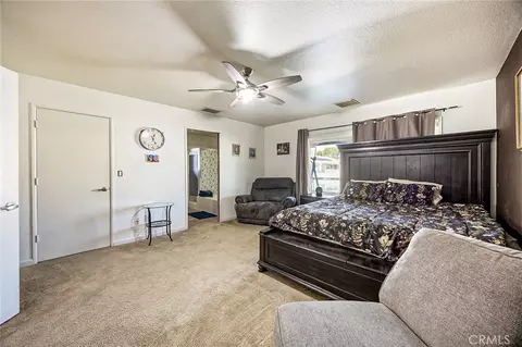 Bedroom - 14336 Galleon, Helendale, CA 92342 photo 2 of 6