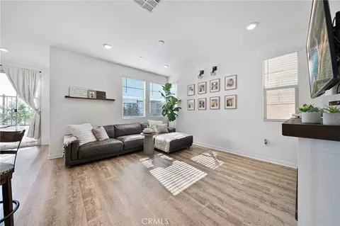 803 Cherry Way, Upland, CA 91786