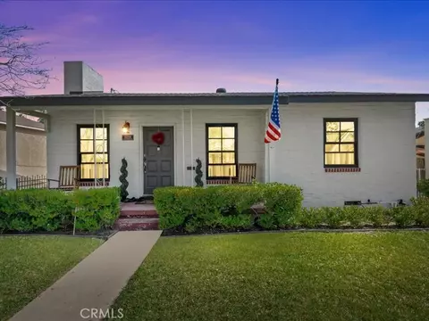 1018 N San Gabriel Ave, Azusa, CA 91702