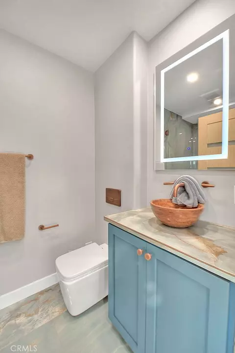 Bath - 99 Surfside, Surfside, CA 90743 photo 1 of 9