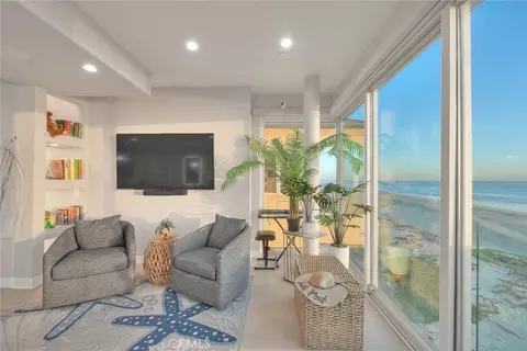 Living - 99 Surfside, Surfside, CA 90743 photo 4 of 4