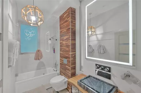 Bath - 99 Surfside, Surfside, CA 90743 photo 3 of 9