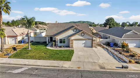 5661 Bailey Ct, San Bernardino, CA 92407