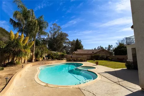 Exterior - 3772 Elm, San Bernardino, CA 92404 photo 7 of 9