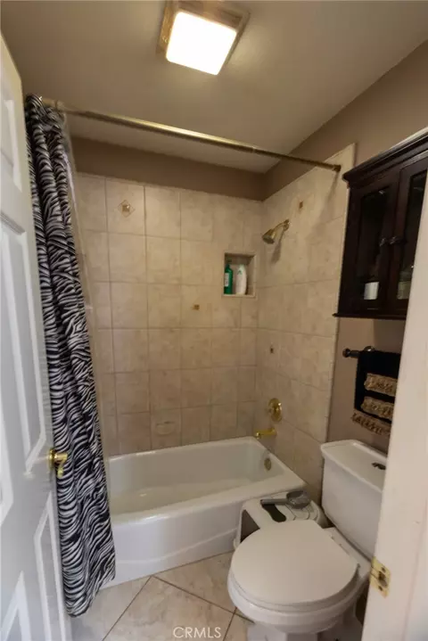 Bath - 3772 Elm, San Bernardino, CA 92404 photo 3 of 3