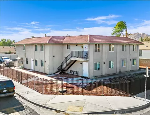5748 Tilton Ave, Jurupa Valley, CA 92509
