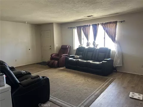 Living - 8915 3rd Ave, Hesperia, CA 92345 photo 1 of 2