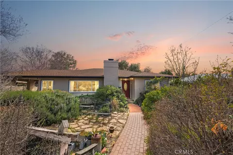 754 W 9th, Claremont, CA 91711